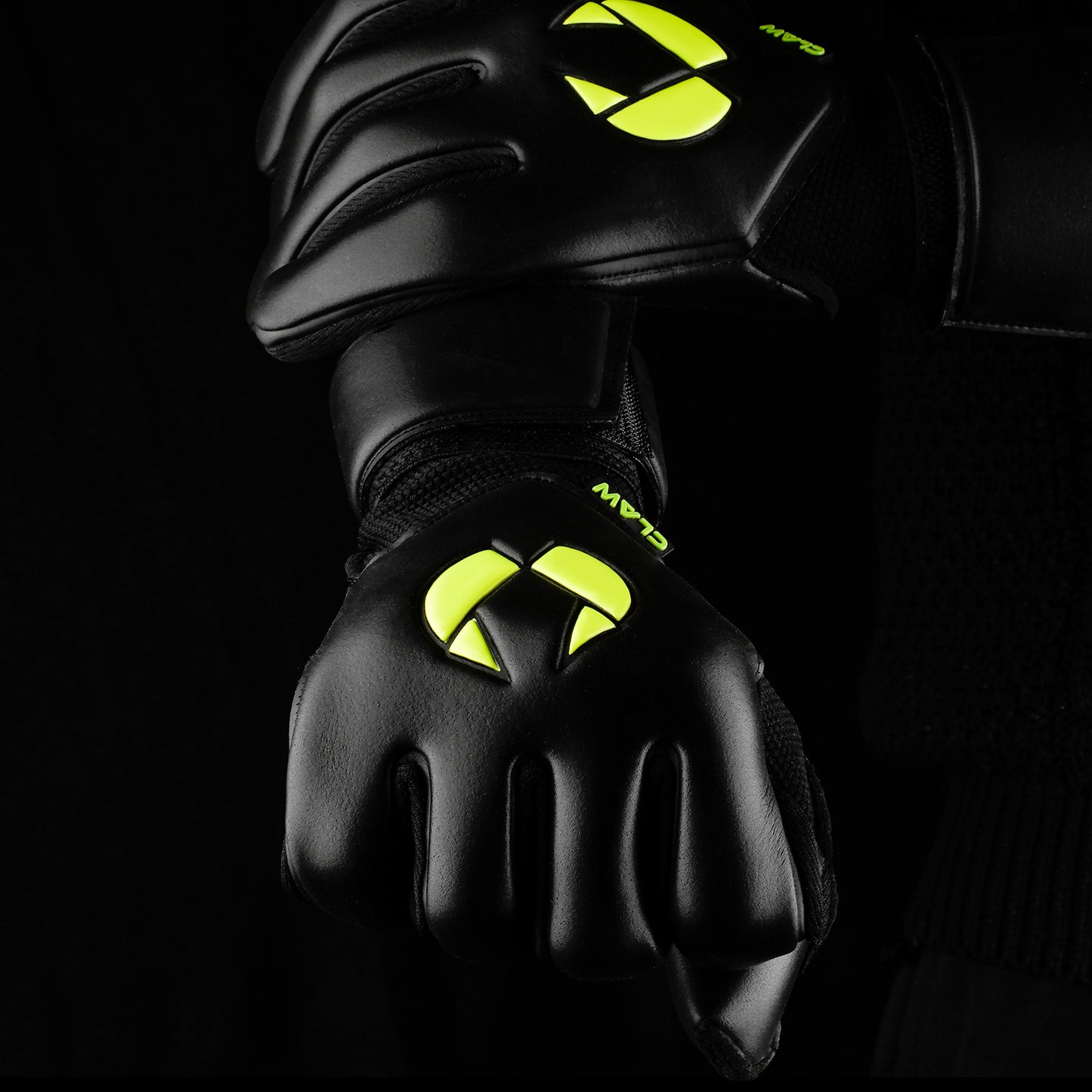 RE:AKTER DARK NEG JNR